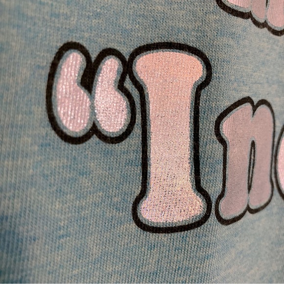 NWOT JADELYNN BROOKE Women’s Graphic Long Sleeve Teal V-Neck Tee Shirt Size XS - Picture 6 of 9